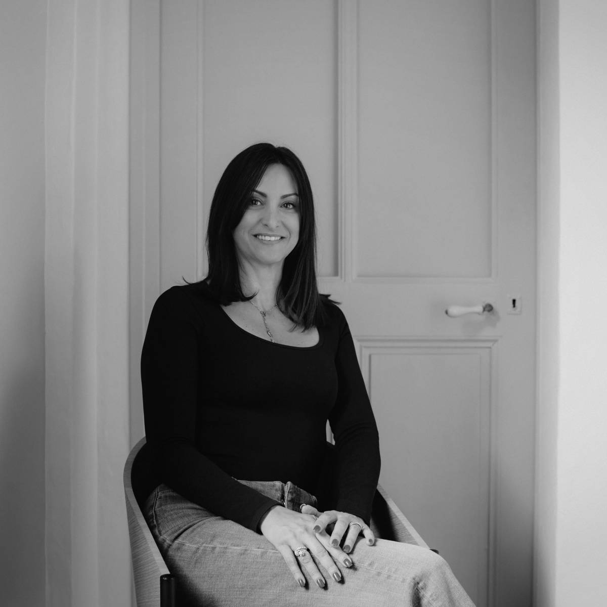 Angie BORELLI, real estate negociator at ROSIER realtor in Provence France