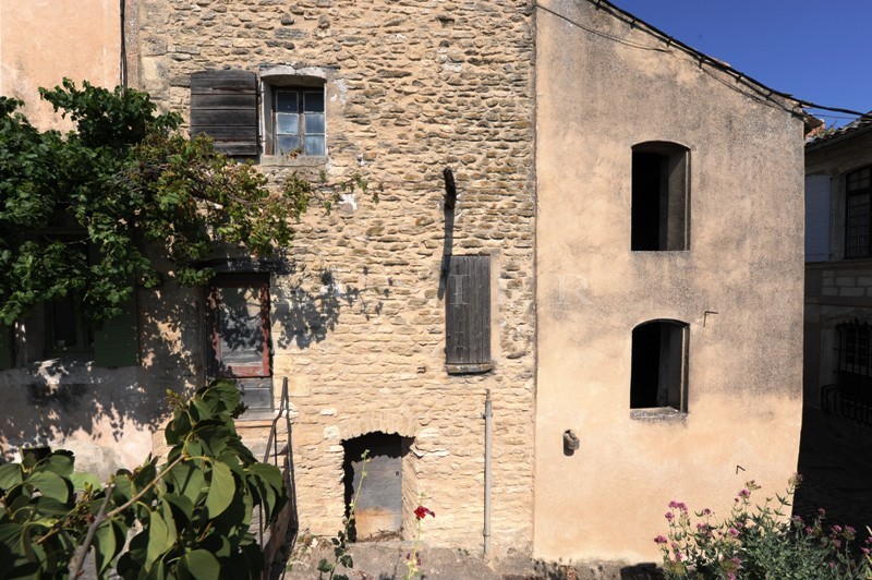 In the heart of the famous perched village of Gordes, a house needing renovation offering huge potential - SOLD -