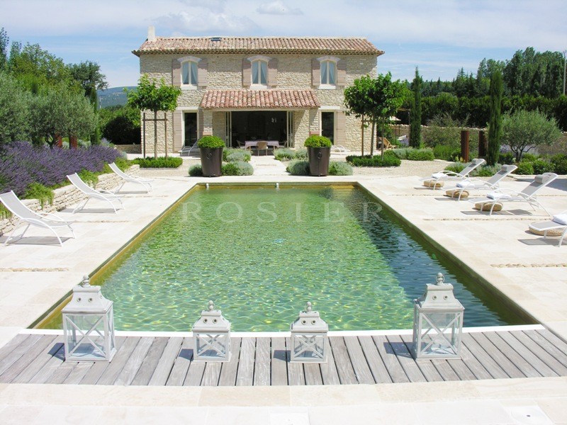 Near Gordes en Luberon, for sale, lovely contemporary house with swimming pool, pool house, terrace and view on the Luberon.