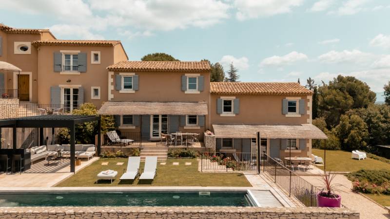 Bastide with gites and pool