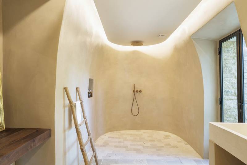 Bathroom in the Borie