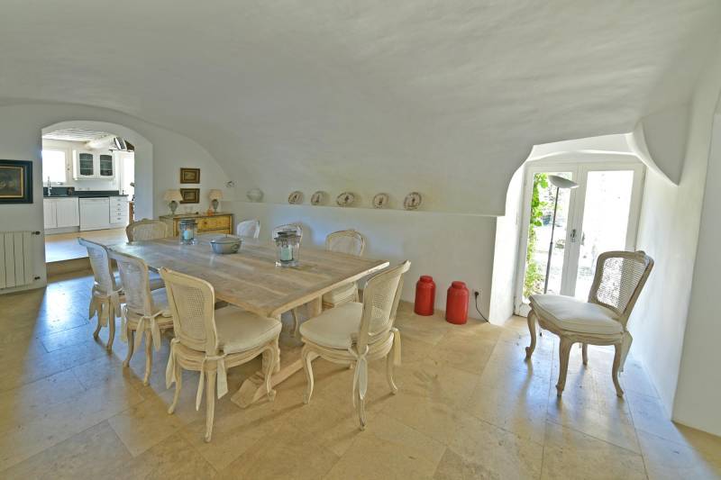 Authentic private stone hamlet with swimming pool and outbuildings set on 6 hectares of Provence in Gordes.