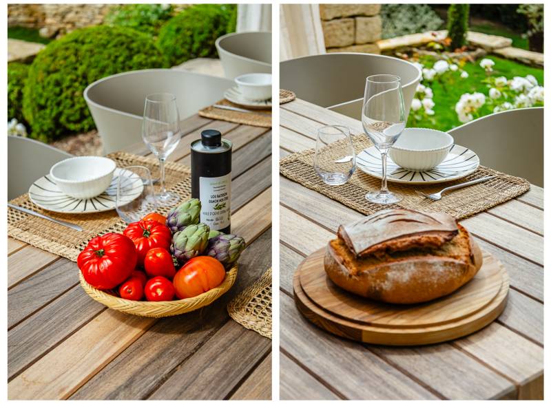 For rent just a few minutes’ walk from the center of Gordes, five-bedroom stone house with bastidon, swimming pool and views.