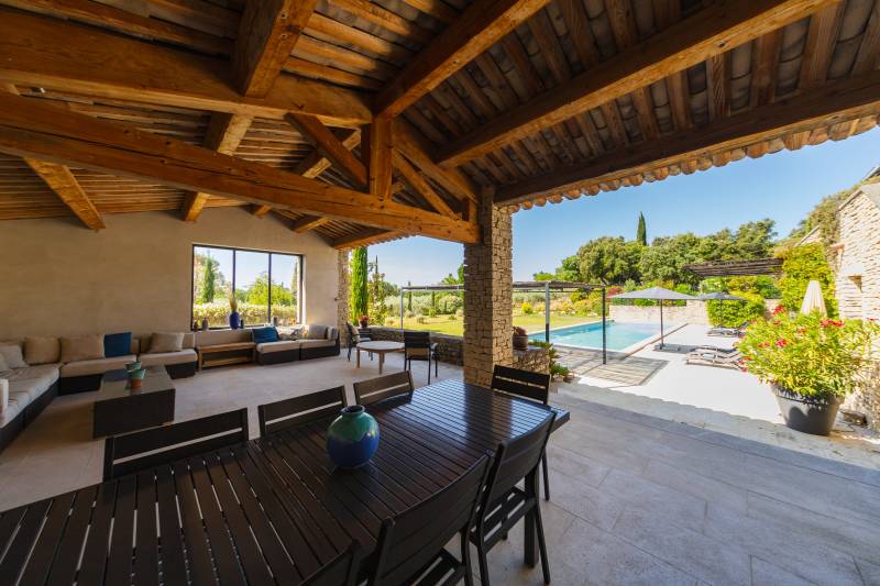 For rent in Gordes, characterful stone house in commanding position with breathtaking views over the Luberon valley, walking distance to the village.