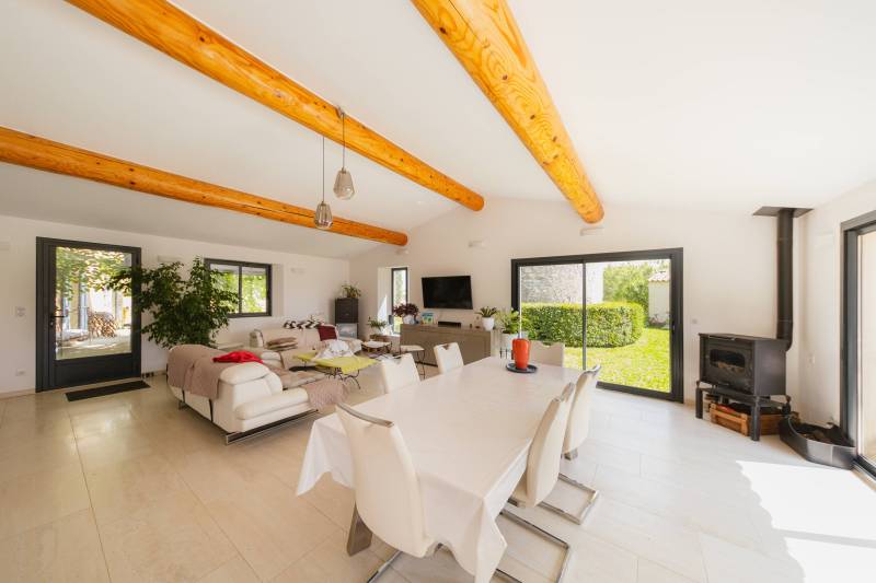 Gordes: rare village property in dominant position with swimming pool and outbuildings walking distance to the center.