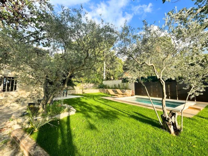 Mazet close to the golf of Saumane