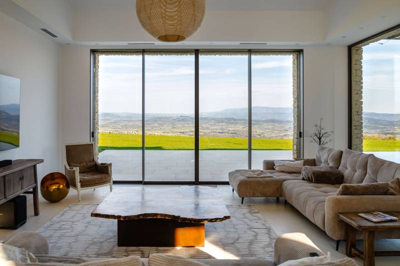 Living with view