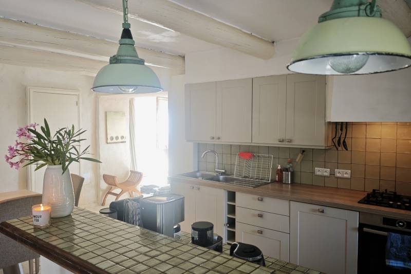 In La Bastide-des-Jourdans, an exceptional property for sale with a swimming pool on nearly 3.5 hectares, offering panoramic views, in the Luberon.