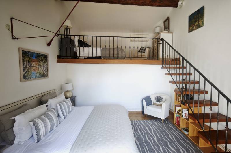 In La Bastide-des-Jourdans, an exceptional property for sale with a swimming pool on nearly 3.5 hectares, offering panoramic views, in the Luberon.