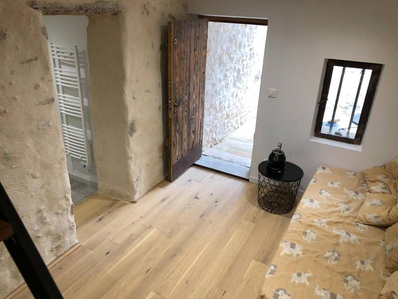 Room in the stone cabanon