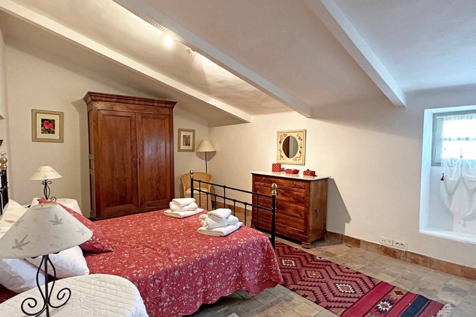 Exclusivity ROSIER in Cabrières d'Avignon