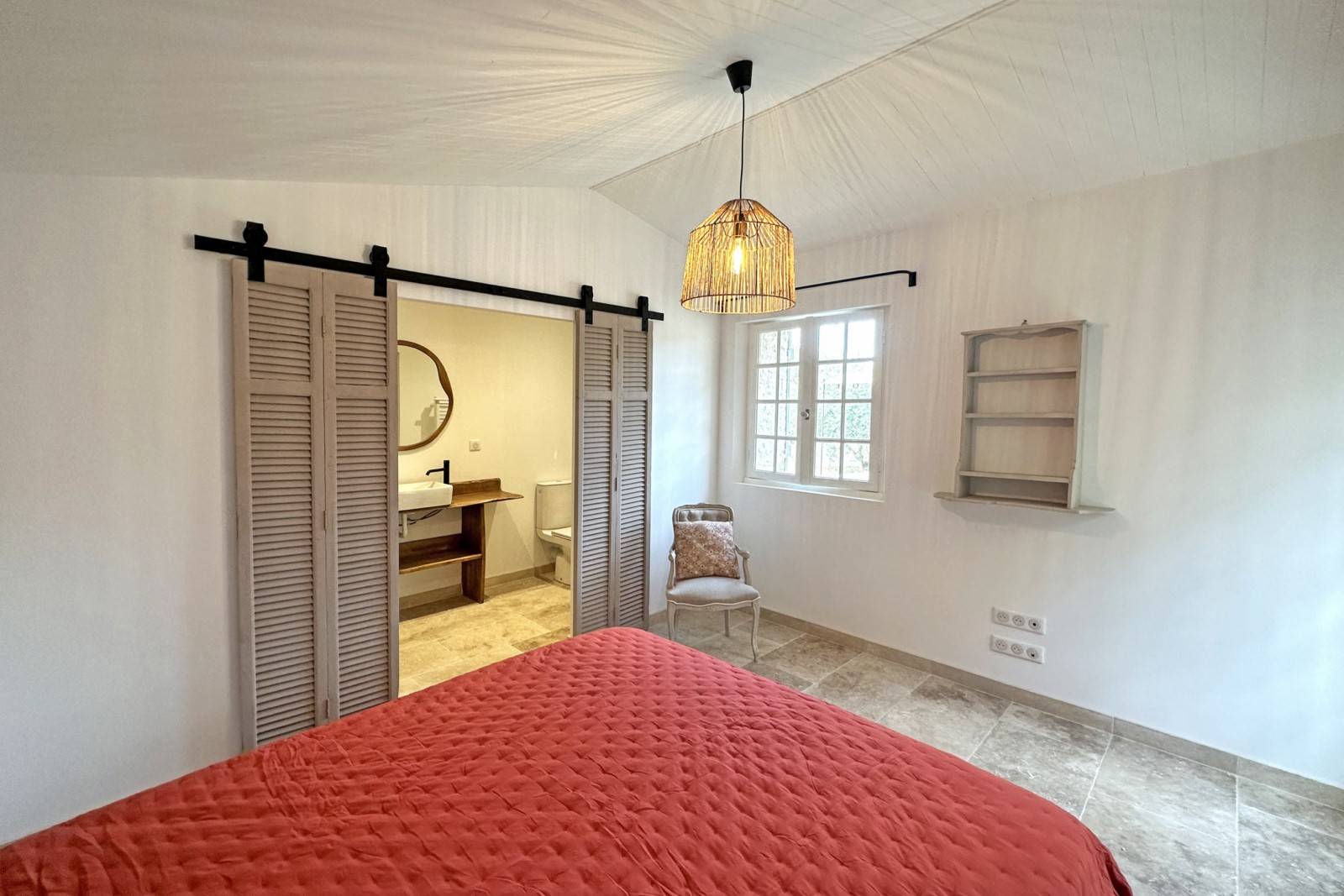 Exclusivity ROSIER, for sale in Gordes, renovated house with swimming pool and outbuildings facing the Luberon and its hilltop villages