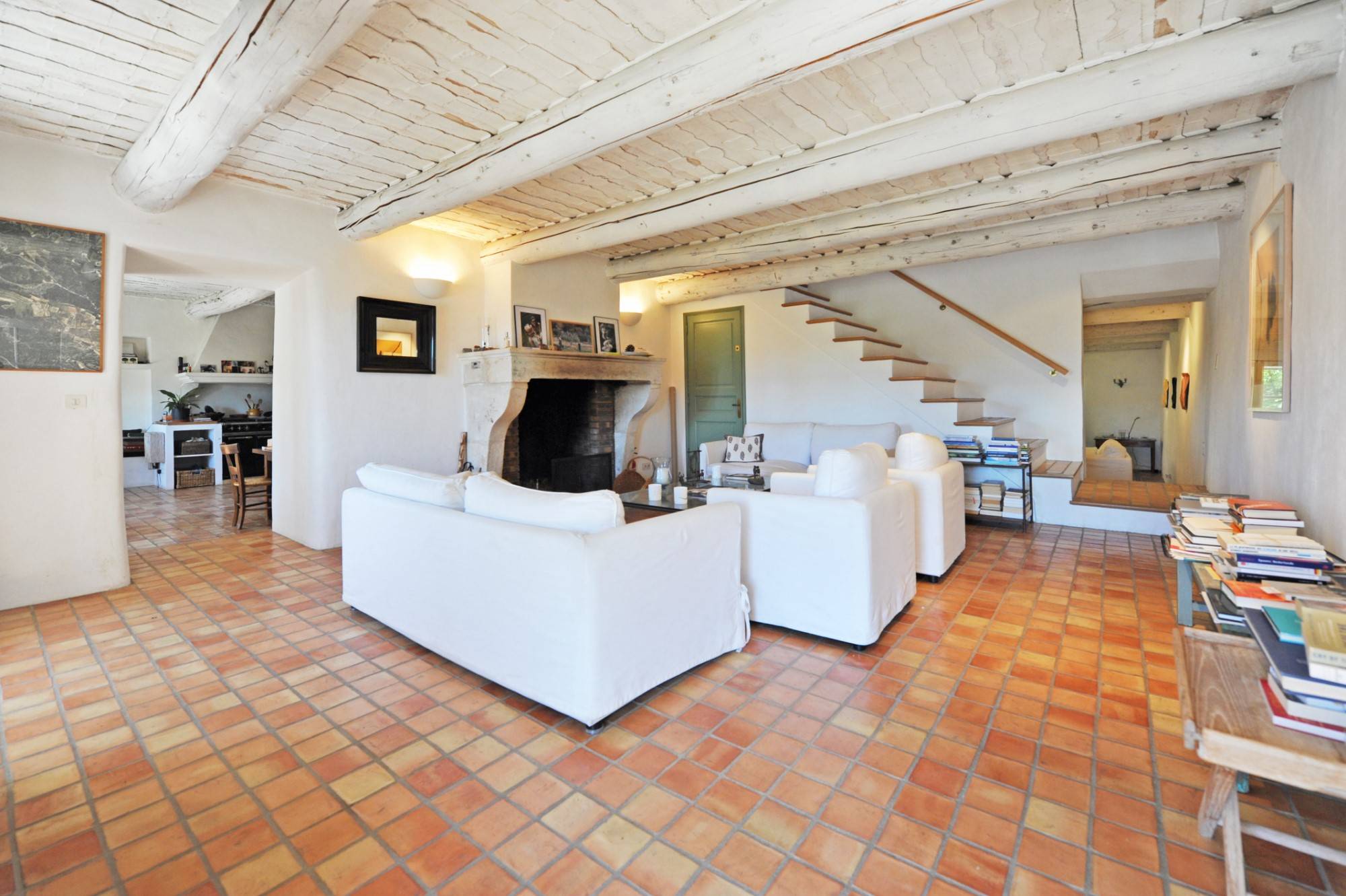 Close to Gordes, unique property full of character set on 25 hectares