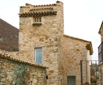 Monts de Vaucluse, more than 500 m² including an ancient farmhouse from the 17th century  ...