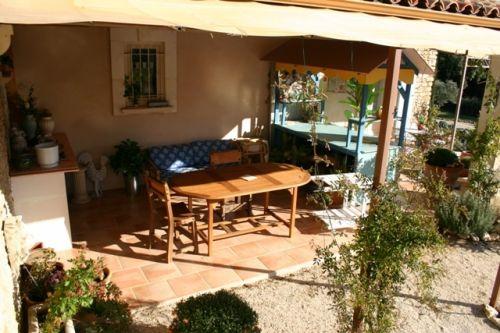 Luberon, stone house with view close to a charming hamlet