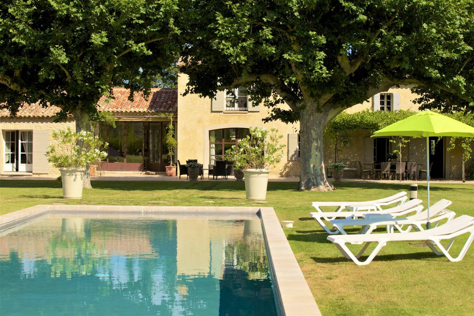 Comfortable vacation home for rent near the Village of Lagnes and L'Isle sur la Sorgue