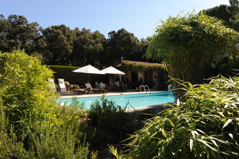 In the heart of the Luberon valley, typical 300 m²