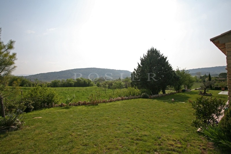 Gordes, a charming stone house with lovely views of the Luberon and the surrounding perched villages.