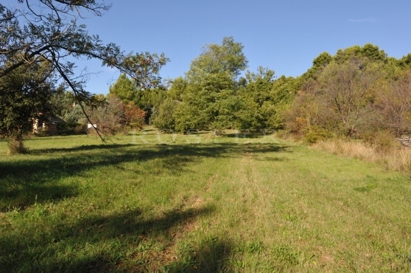 Beautiful plot of land of 3,500 square metres with construction permit for sale close to one of the prettiest villages in the south of France
