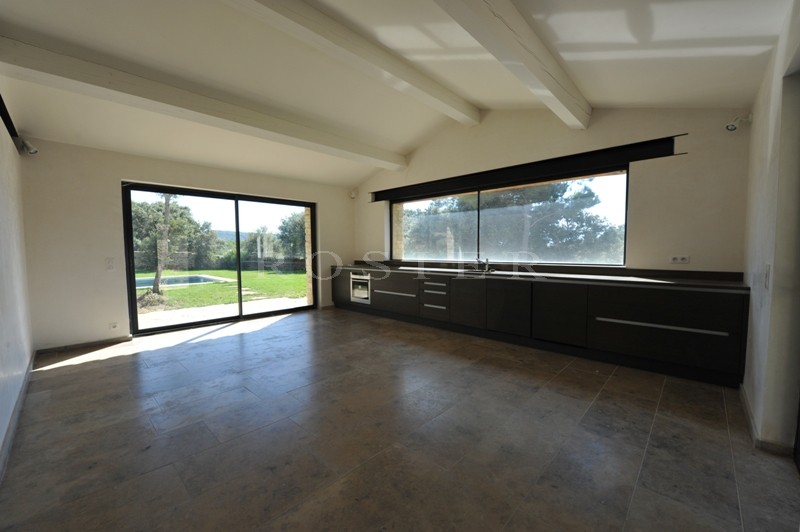 Provence, Luberon, near Gordes, for sale, provençale property, a swimming pool in a garden of around 6 500 m²