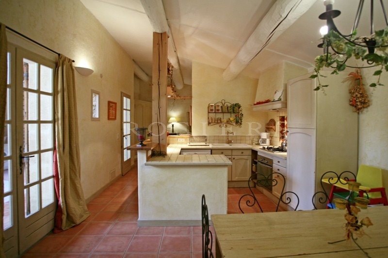 For sale, in Pays des Sorgues, superb stone property with guests houses and 2 swimming pools on lovely grounds