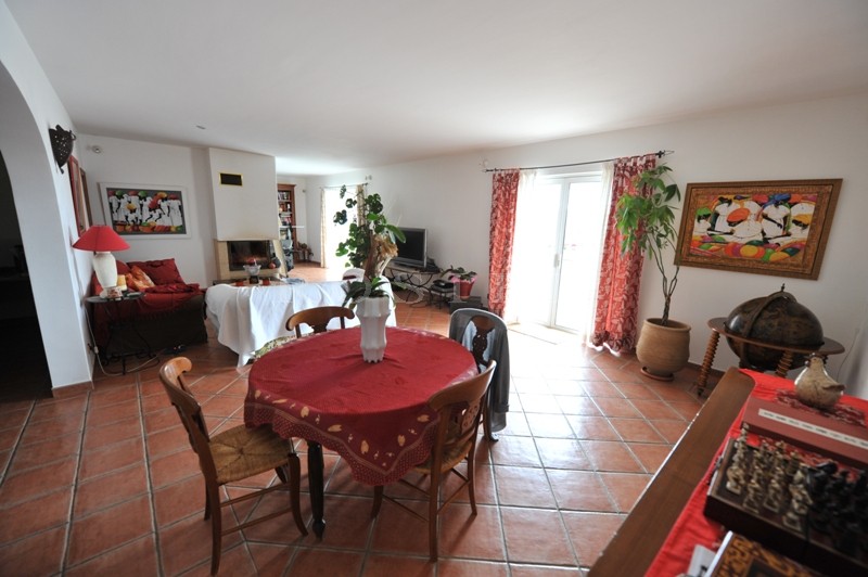 A recently built farmhouse near the Ventoux mountain