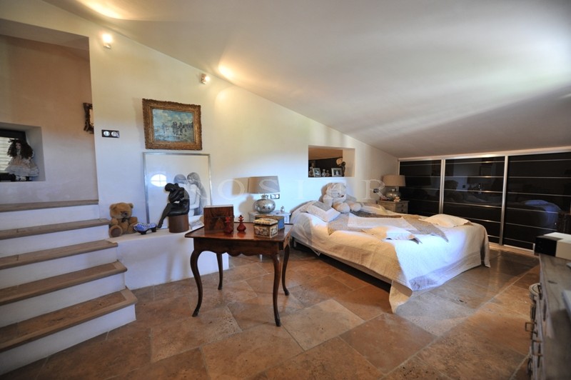 Luberon, for sale, superb stone village house with garden, swimming pool, views on the provençal countryside