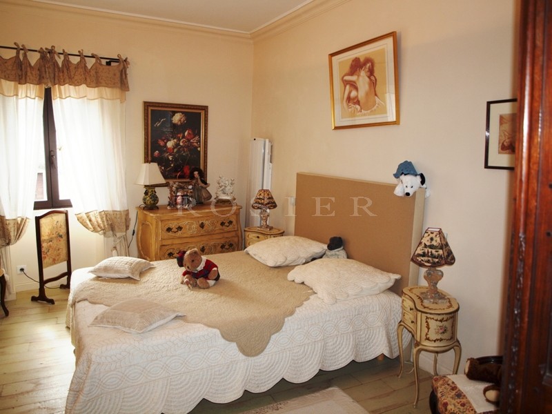 Luberon, for sale, superb stone village house with garden, swimming pool, views on the provençal countryside