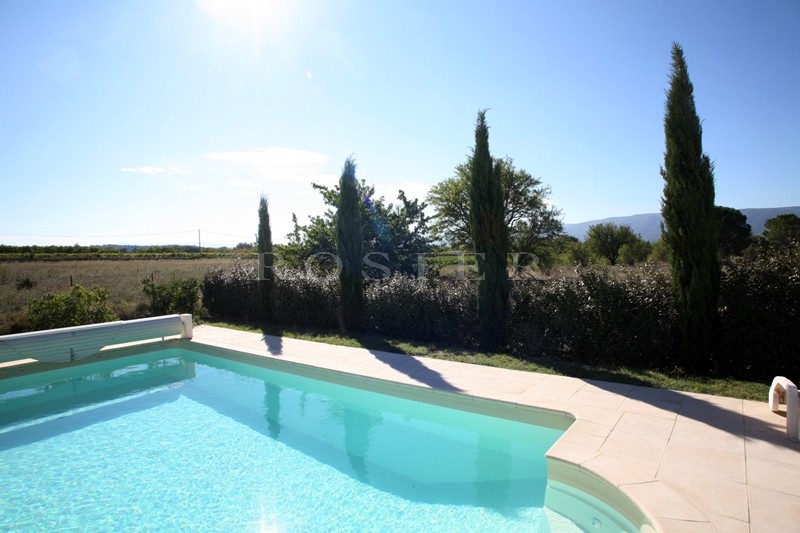 Traditionnal house with views in Luberon