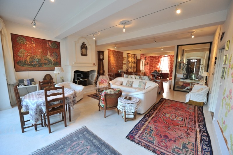 Rosier have sole agency on this imposing mansion for sale