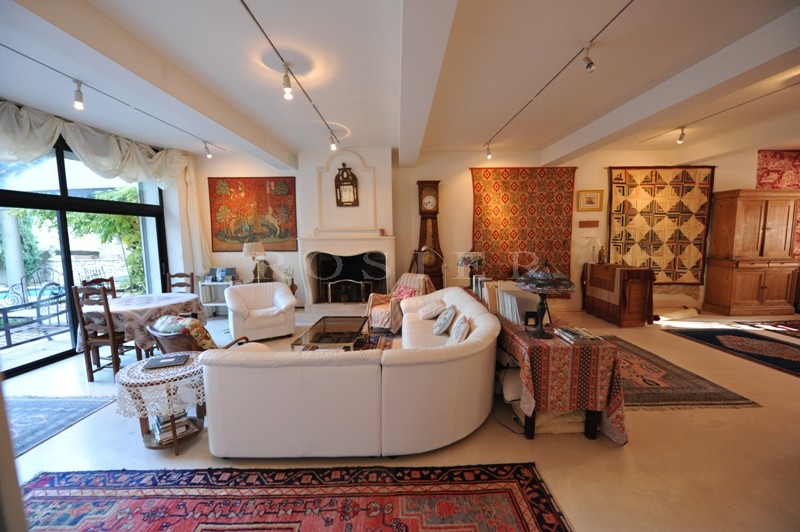 Rosier have sole agency on this imposing mansion for sale
