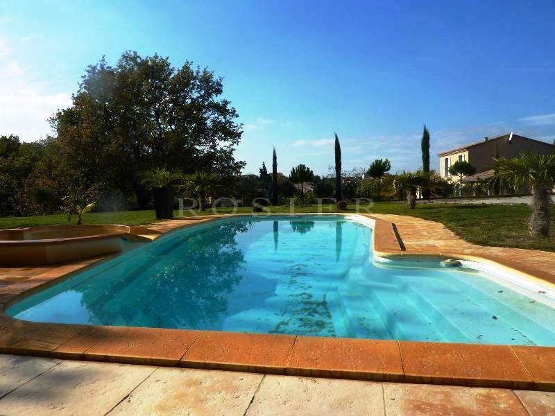 In the Drome Provençale, for sale, large 7-bedroomed villa with swimming pool and breathtaking views.