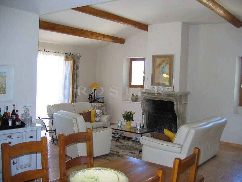 Close to Gordes in Luberon, for sale, a contemporary stone-built house offering sweeping views of the valley and the Luberon and Alpilles mountains