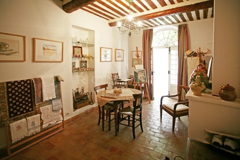 Luberon, for sale, charming village with a roof terrace overlooking the valley and the Luberon mountains