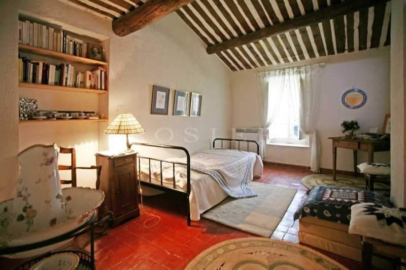 Luberon, for sale, charming village with a roof terrace overlooking the valley and the Luberon mountains