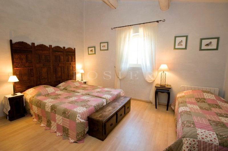 For sale, in the Luberon Regional Park, a restored farmhouse including three separate houses