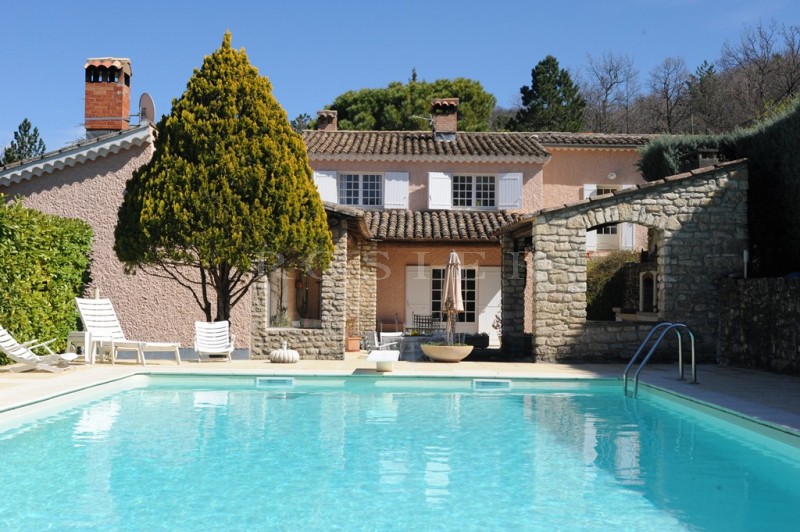 For sale, family home with swimming pool on 4.5 acres of land, close to a superb provencal village with shops.