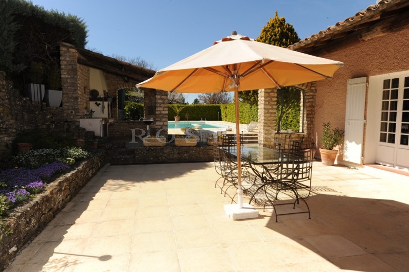 For sale, family home with swimming pool on 4.5 acres of land, close to a superb provencal village with shops.