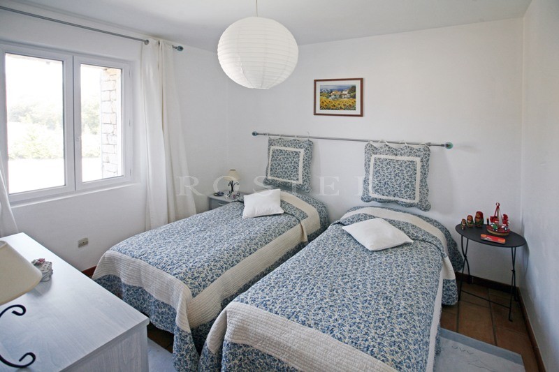 For sale in Luberon, large stone house with guest houses in Luberon with swimming pool, views and terraces. 