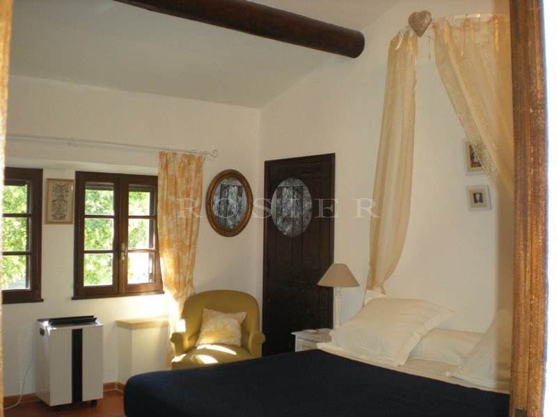 For sale in Luberon by ROSIER, authentic renovated provençal farmhouse with a large terrace, a swimming pool on a 7 900 m² park