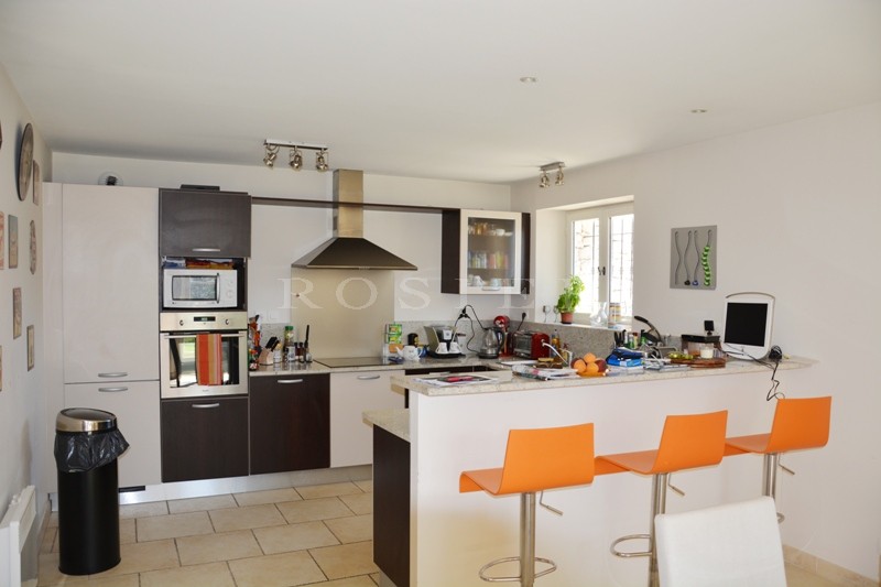 In, for sale, traditional provençale house with swimming pool, terrace in a superb park of 2 300 m²