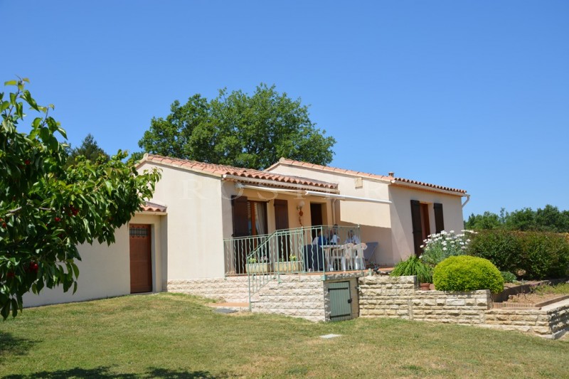 Charming Villa with views of the countryside