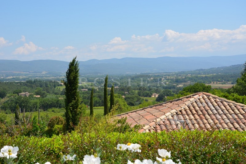 Charming Villa with views of the countryside