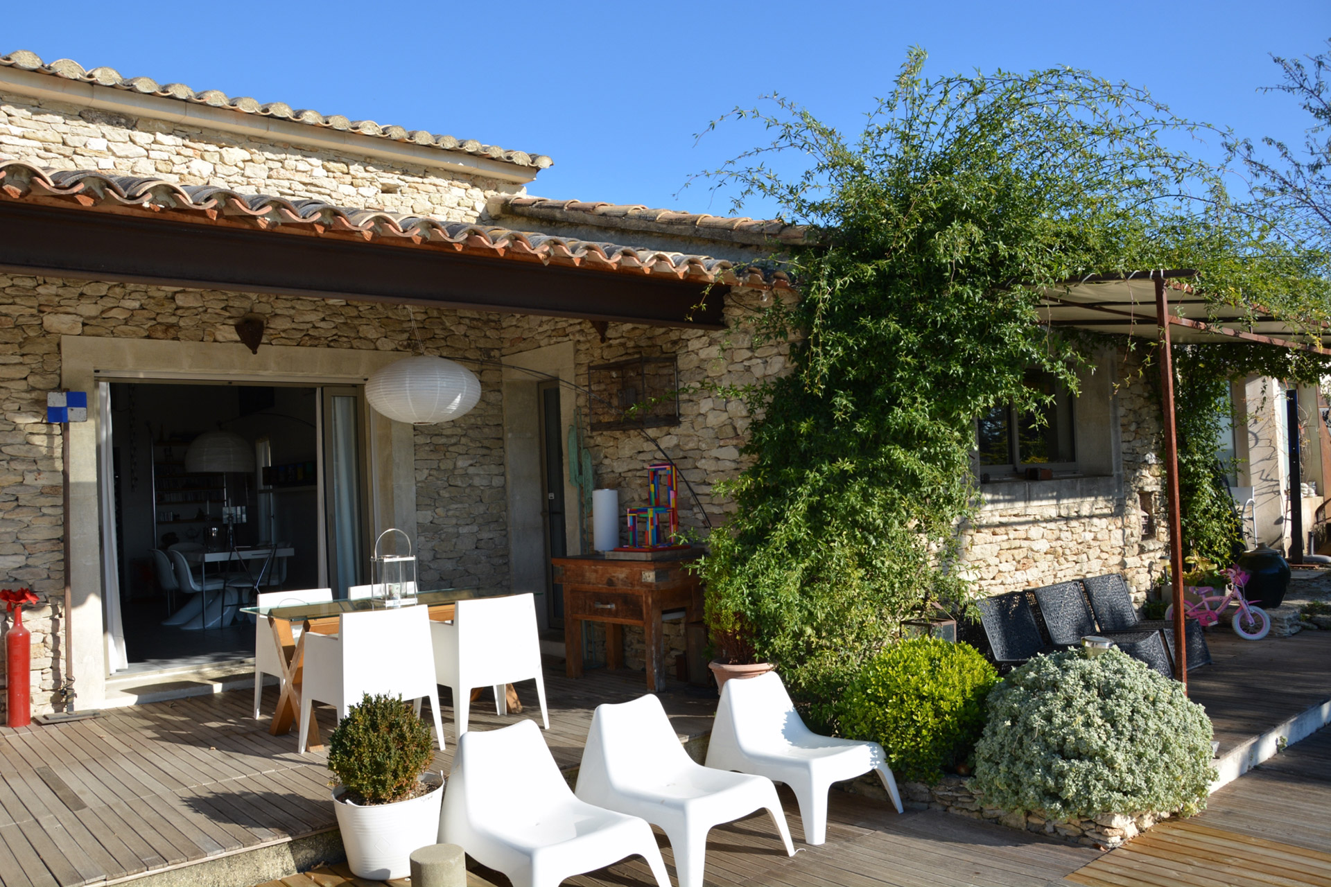Luberon - Village house with views. 