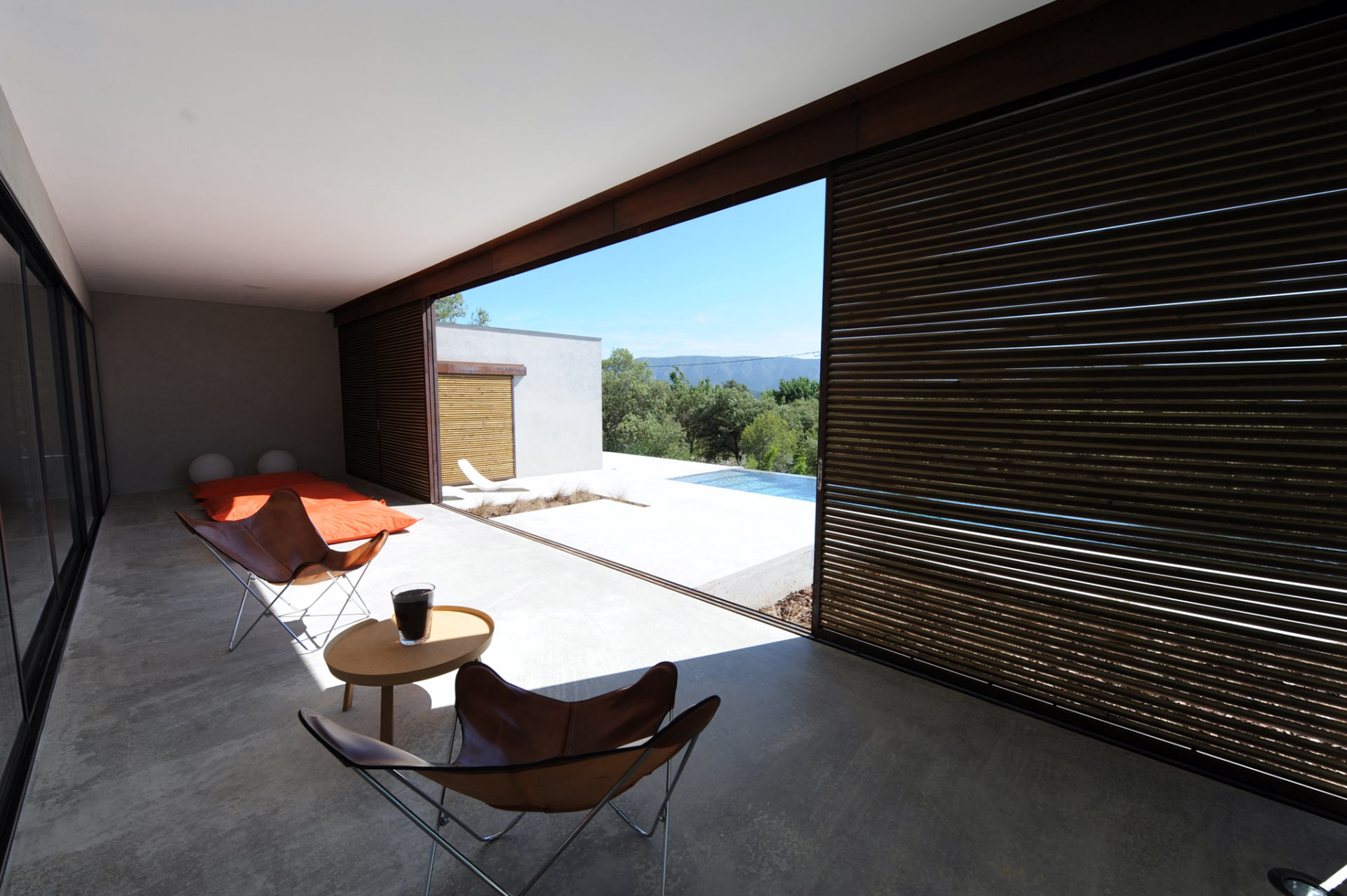 Maison contemporaine à vendre en Luberon