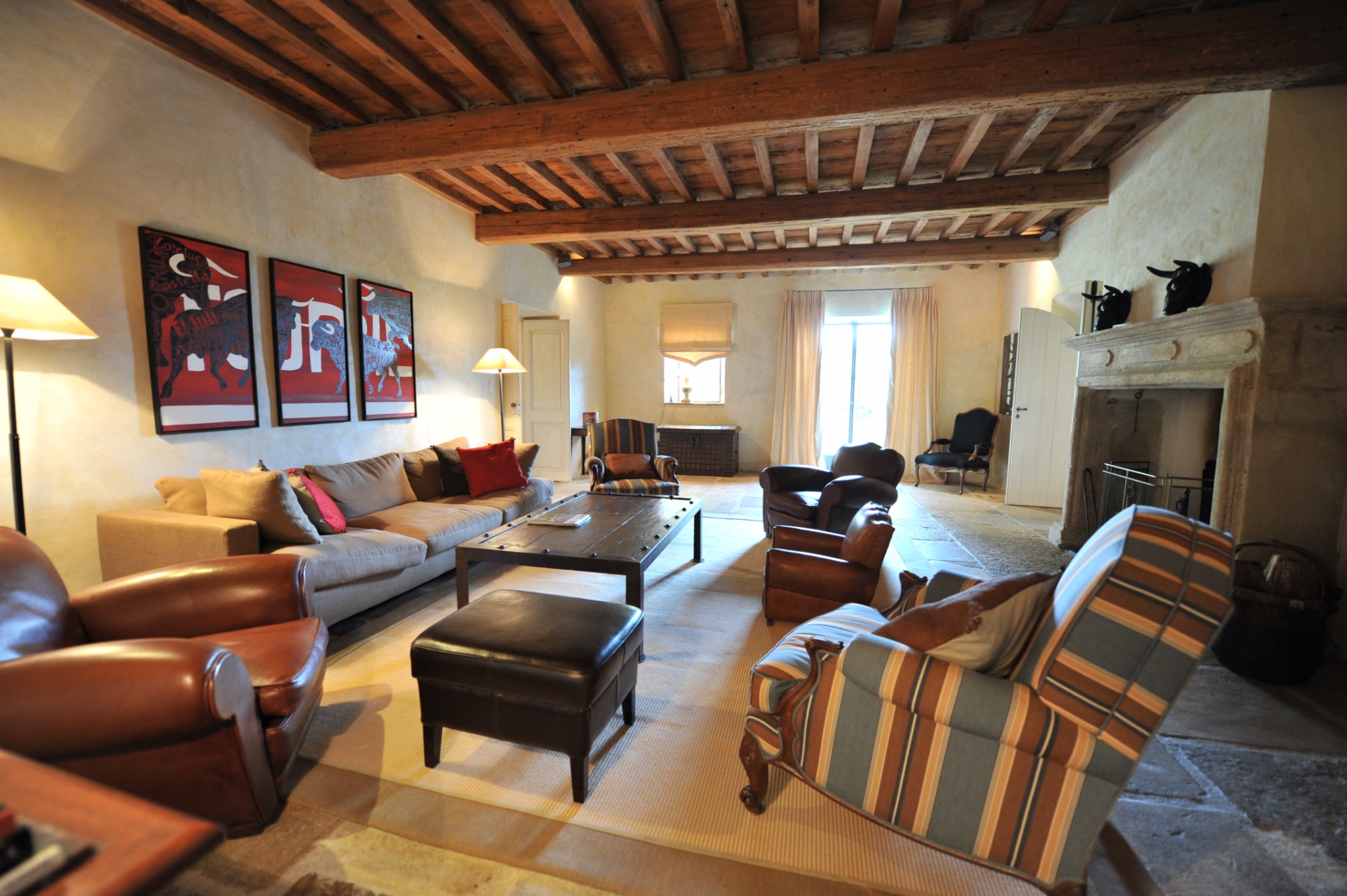 Close to St Remy de Provence, for sale, exclusive stone farmhouse with garden, swimming pool and pool house