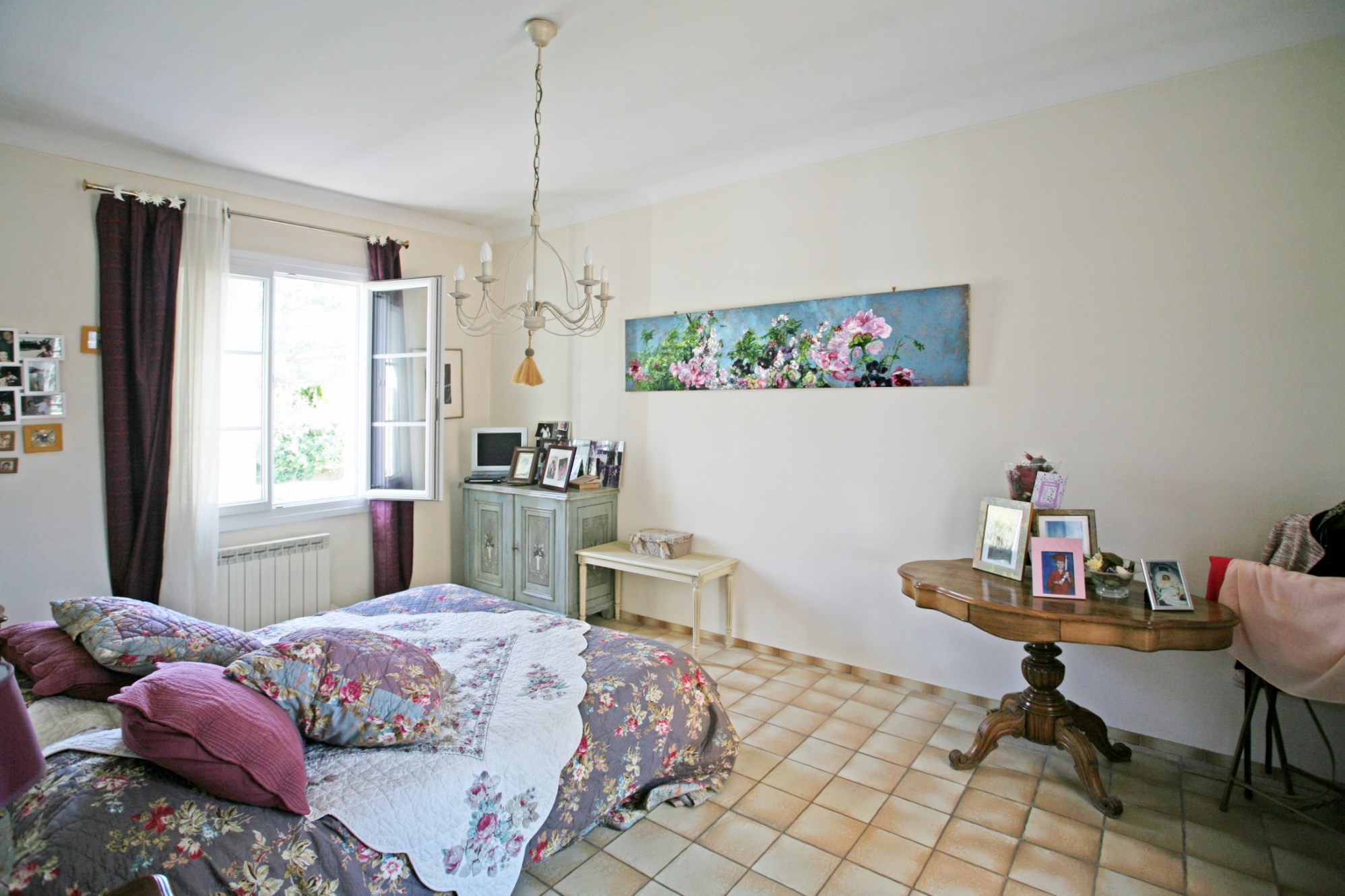 For sale in Luberon, villa with terrace, separate apartment, garage and pool