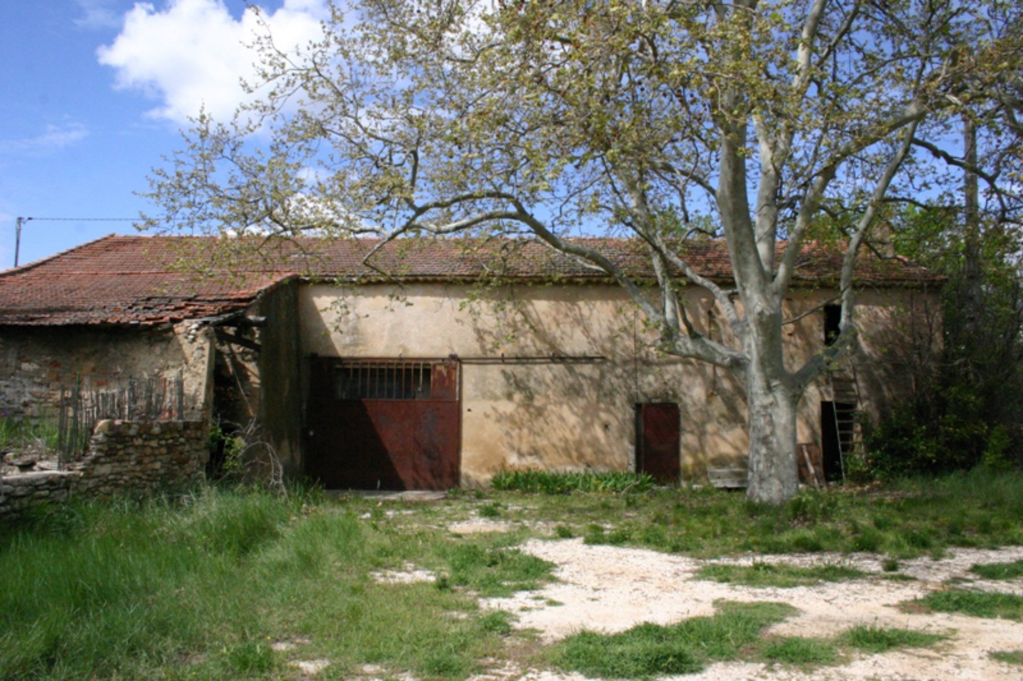 Ferme à rénover à vendre en Provence