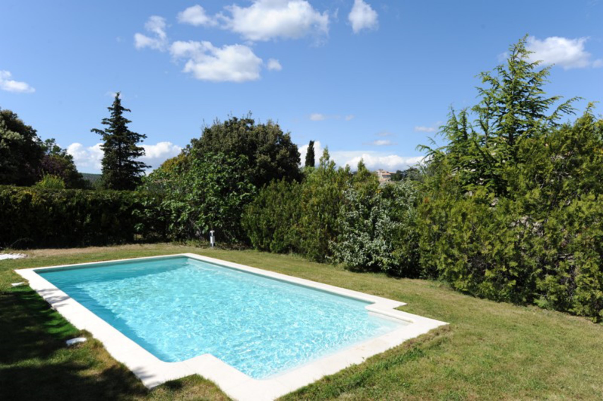 Maison avec piscine à vendre dans le Luberon