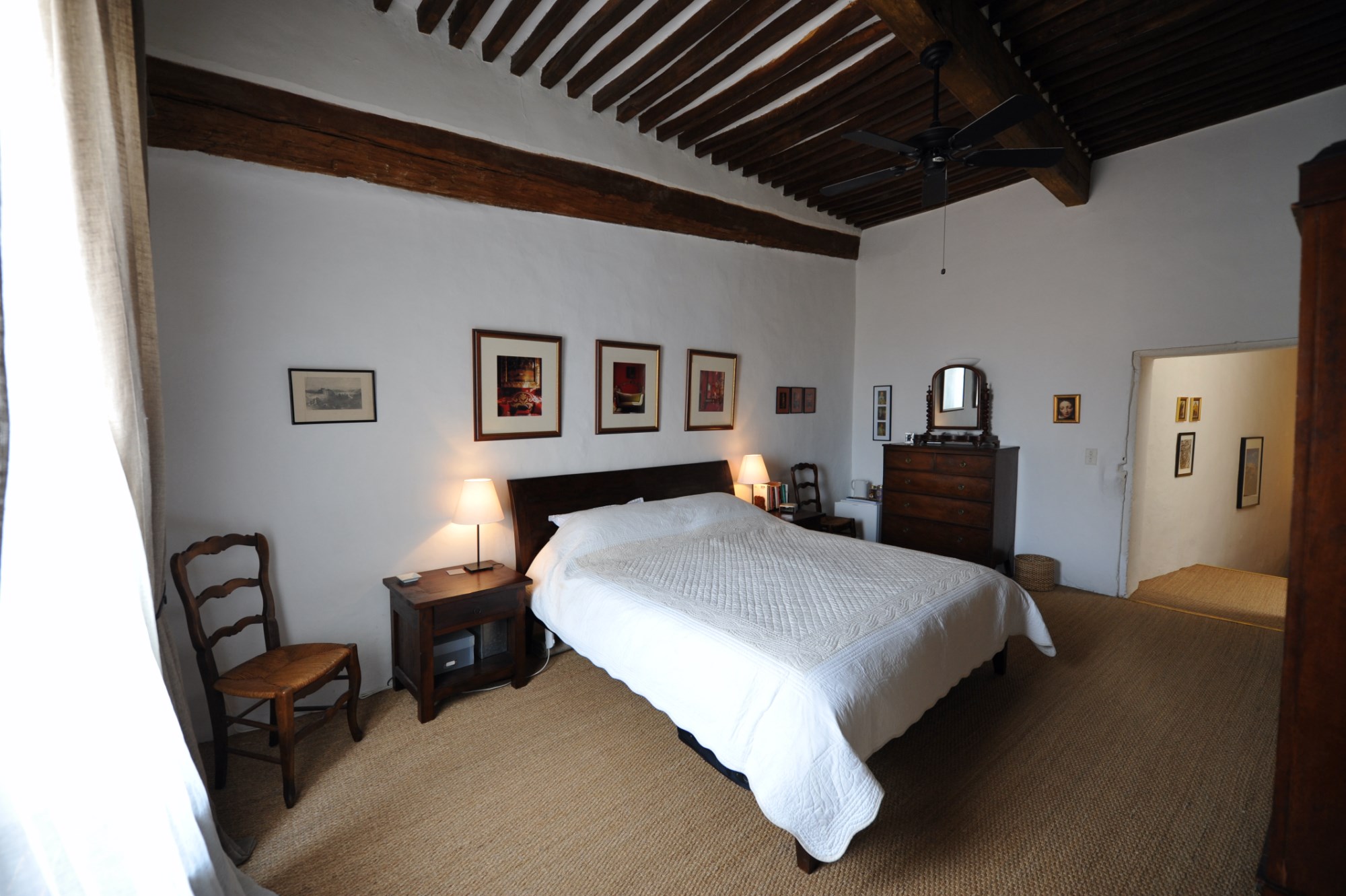 Provence, Luberon, for sale, charming restored village house, with roof terrace offering lovely views facing the Luberon 
